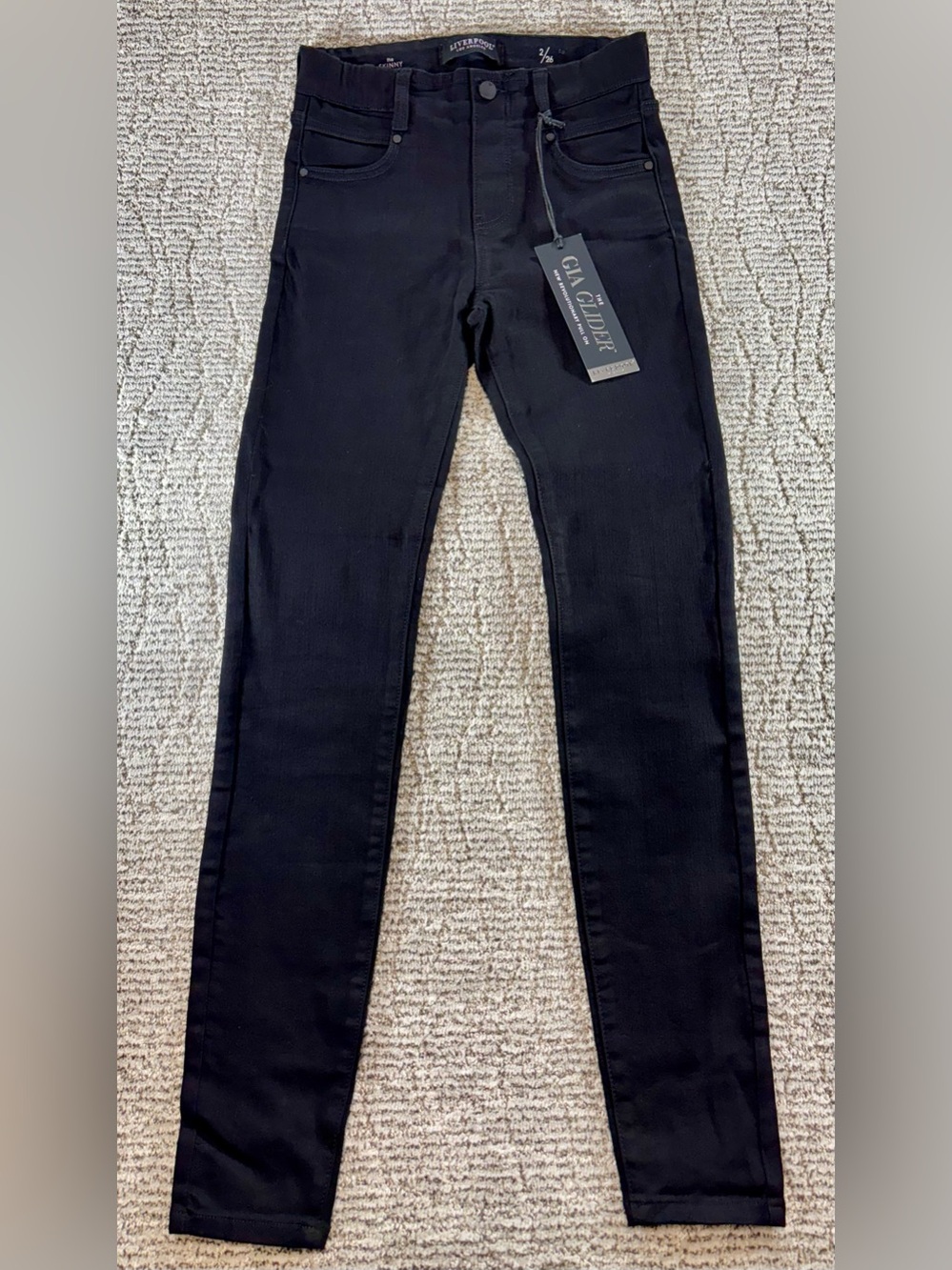 NWT‎ Liverpool Women’s Size 2/26 Black Rinse The Gia Glider Skinny Jeans